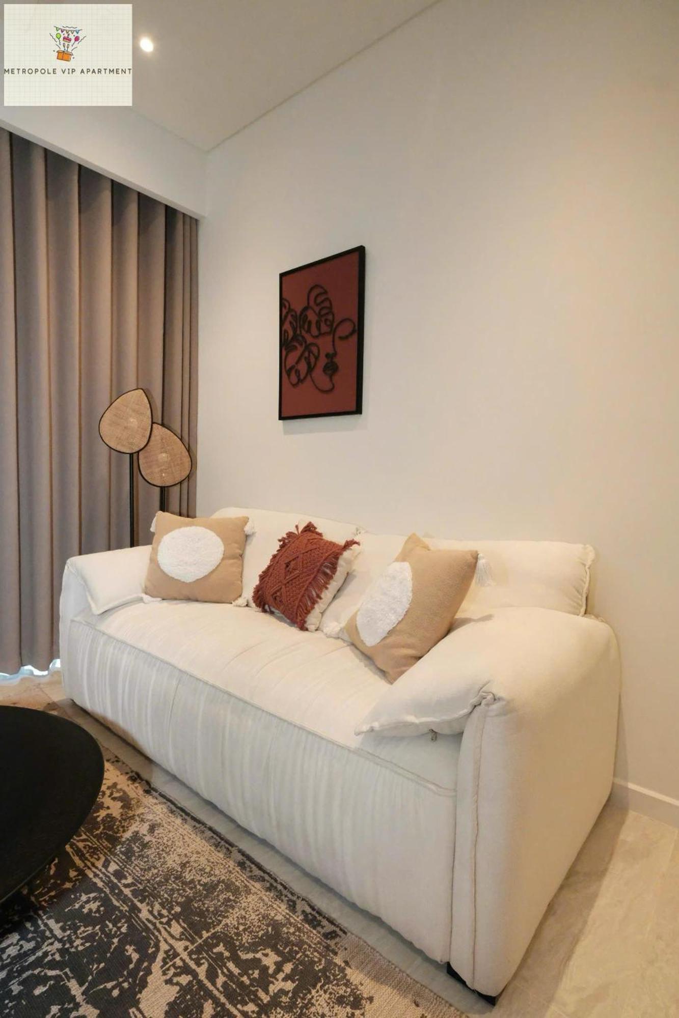 Căn hộ Metropole Vip Luxury *